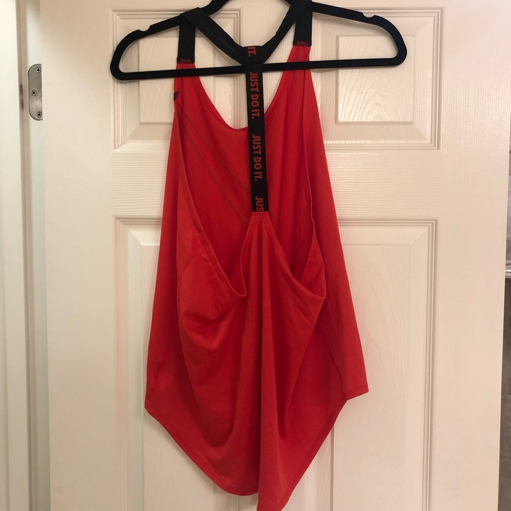 Nike tank